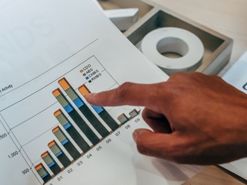 他社の人事制度はどうやって調べればいい？